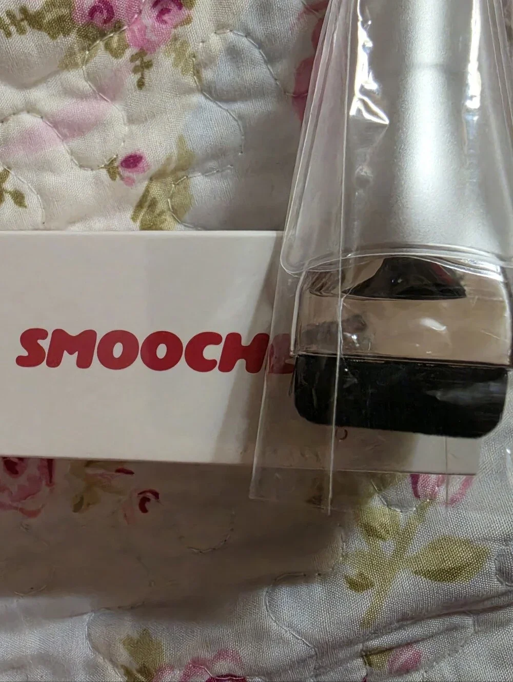 SMOOCHE color changing foundation